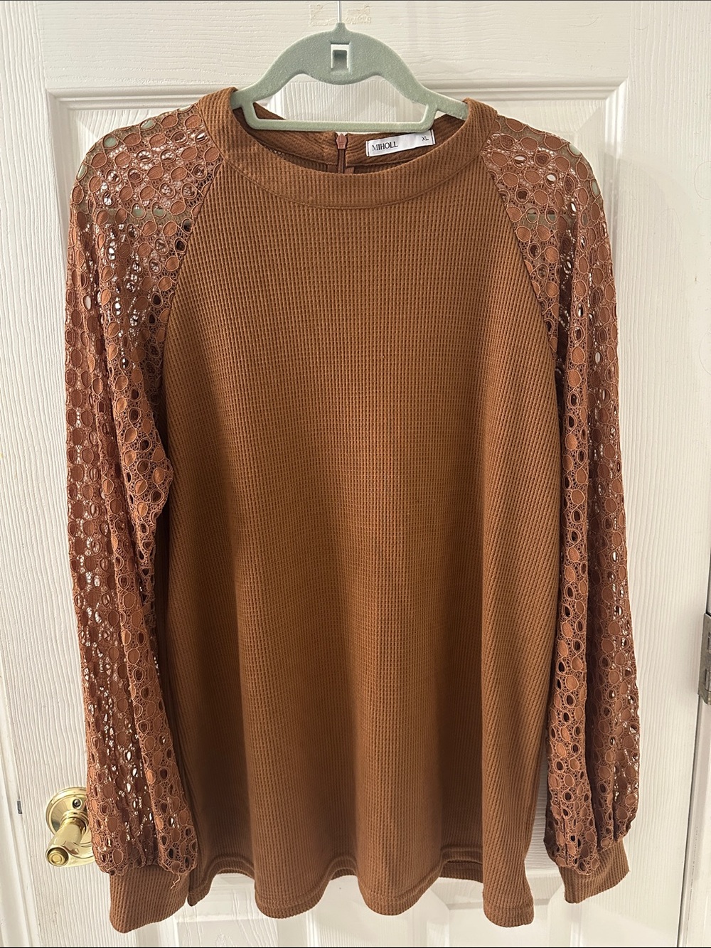 Vero Moda Rust Brown Lace Raglan Long Sleeve Tee